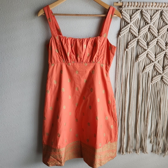 Maeve Dresses & Skirts - Maeve Coral Paisley Print Smocked Sundress Gold Metallic Boho Chic Sz 4